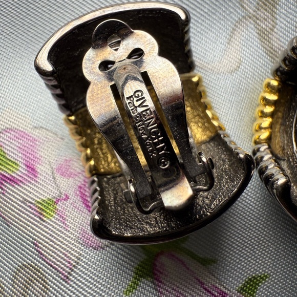 Givenchy Gold and Black Ribbed Earrings - Picture 4 of 6